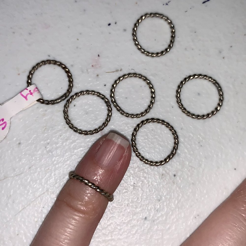 1/2 1.4mm Sterling Silver Thin Twist Ring